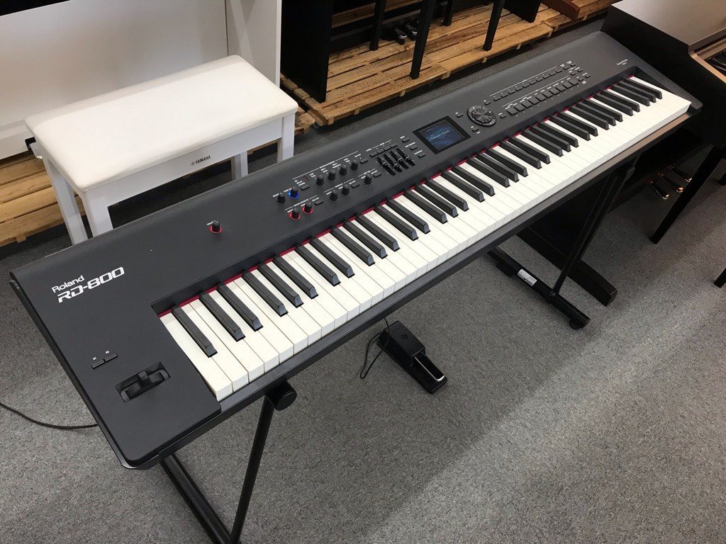 ROLAND RD-800 - Đánh giá chi tiết tại Piano House